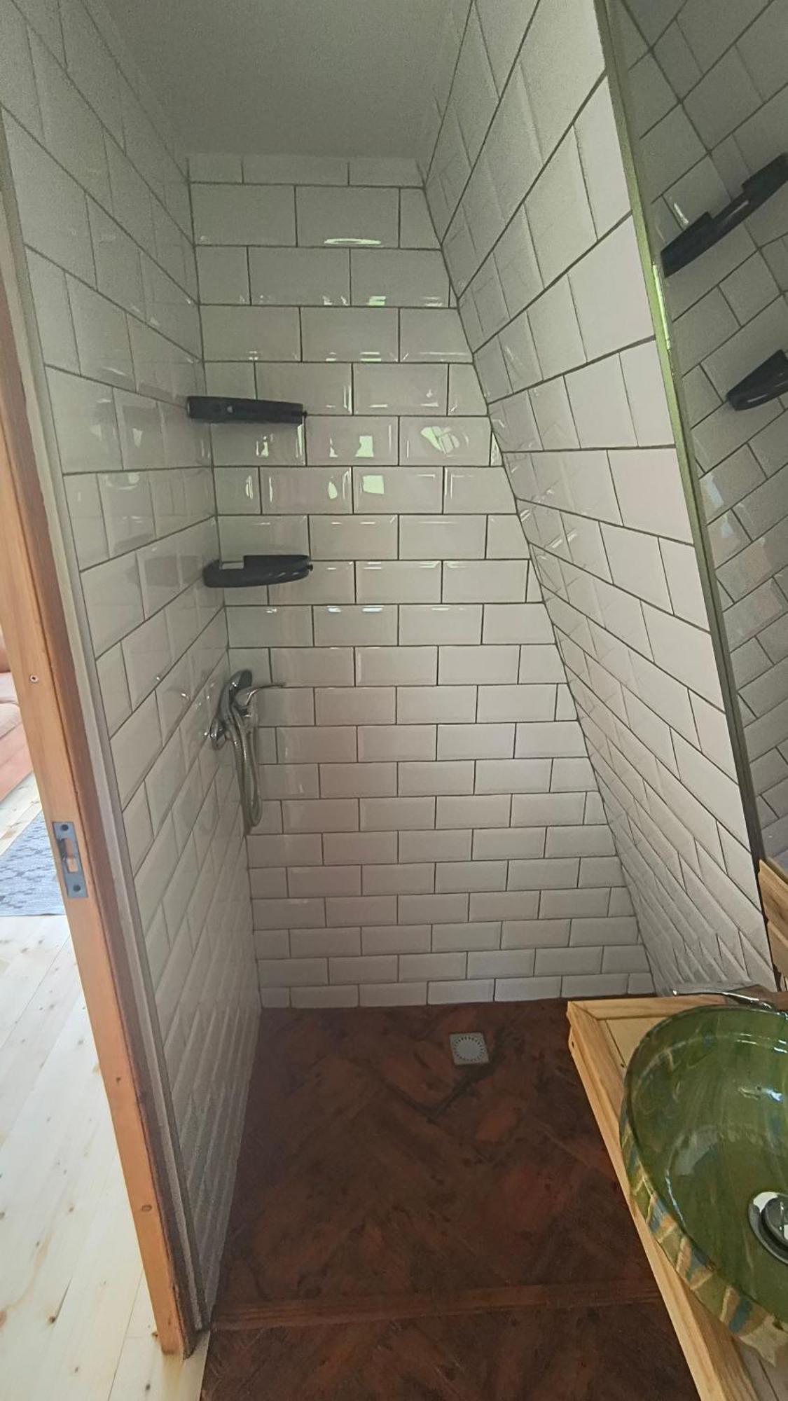 Retreat In Padure Hotel Buchin Ngoại thất bức ảnh